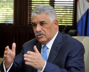 Canciller Miguel Vargas da positivo a coronavirus; también uno de sus hijos