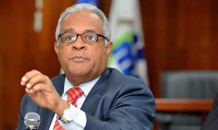 Ministro de Salud asegura personal médico cuenta con materiales de protección