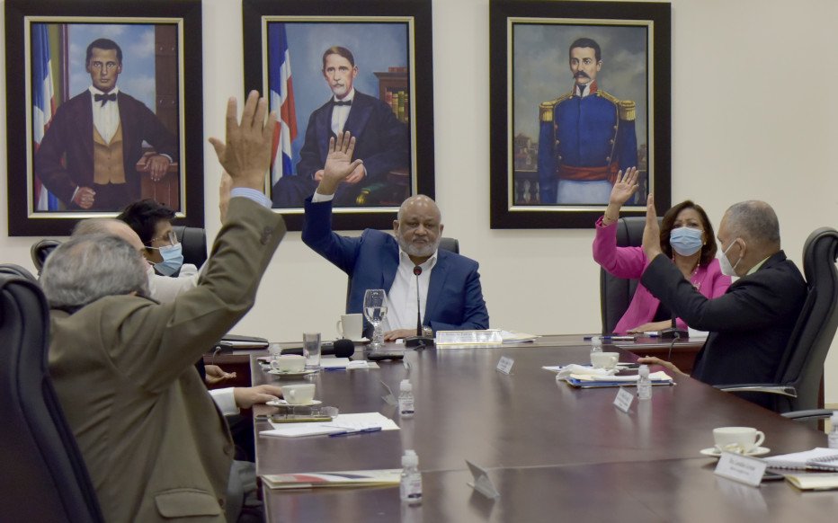 ¿Crisis educativa?: Los maestros ponen sus condiciones para volver a las aulas
