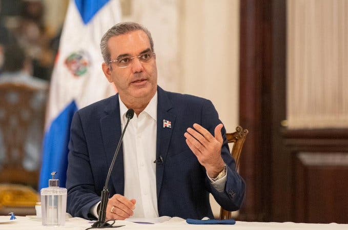 Abinader visitará Samaná donde inaugurará carretera y recorrerá la zona