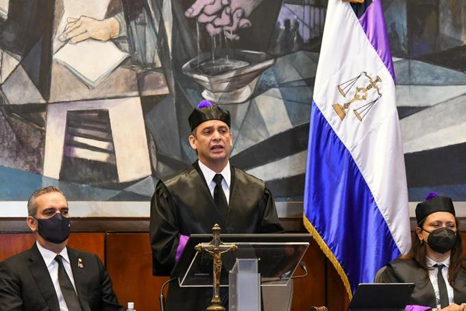 Para separar Prisiones de la Procuraduría habría que modificar la Constitución