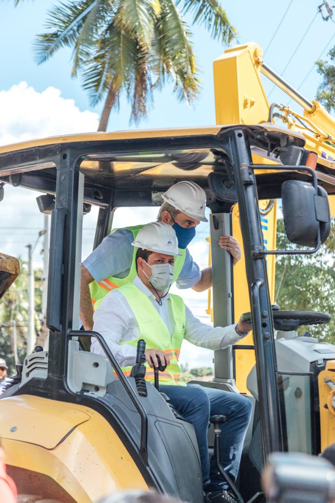 Presidente Luis Abinader y Ministro Bonilla anuncian reactivación de la construcción del Hospital Antonio Musa