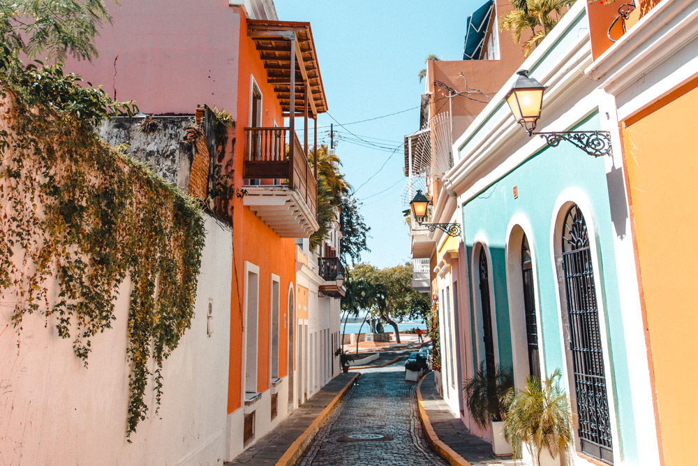 Detienen en Puerto Rico matrimonio que se dedicaba al secuestro de migrantes dominicanos