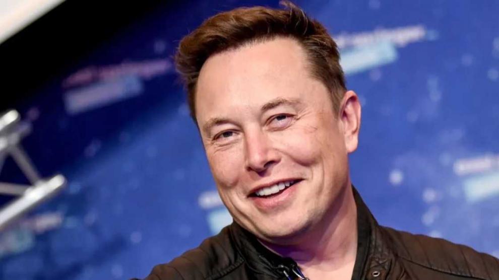 Elon Musk anuncia que eliminará la opción de bloquear en Twitter, pero los usuarios le explican que no puede