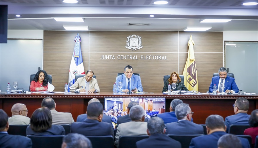 La JCE mantiene advertencia de sanciones por violación a plazos de campaña electoral
