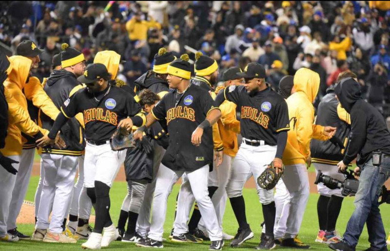 Águilas propinan segunda blanqueada al Licey en Nueva York