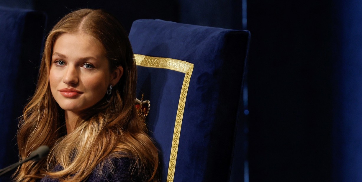 Leonor de Borbón: "la princesa sin redes sociales ni hamburguesas y un amor extranjero".