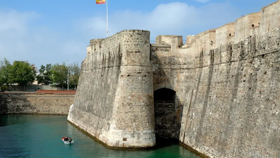 Dentro de Ceuta, el pequeño rincón de España que se encuentra en medio del norte de África