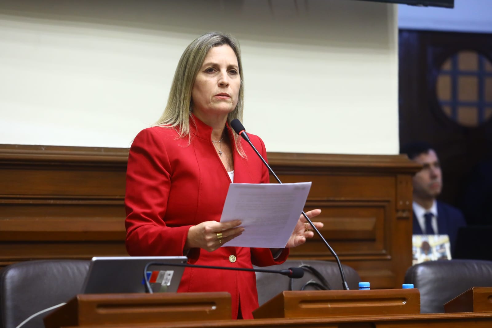 María del Carmen Alva contaría con respaldo para la presidencia del Perú